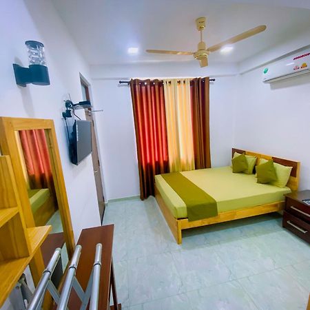 Sparkling Resort Катарагама Екстер'єр фото