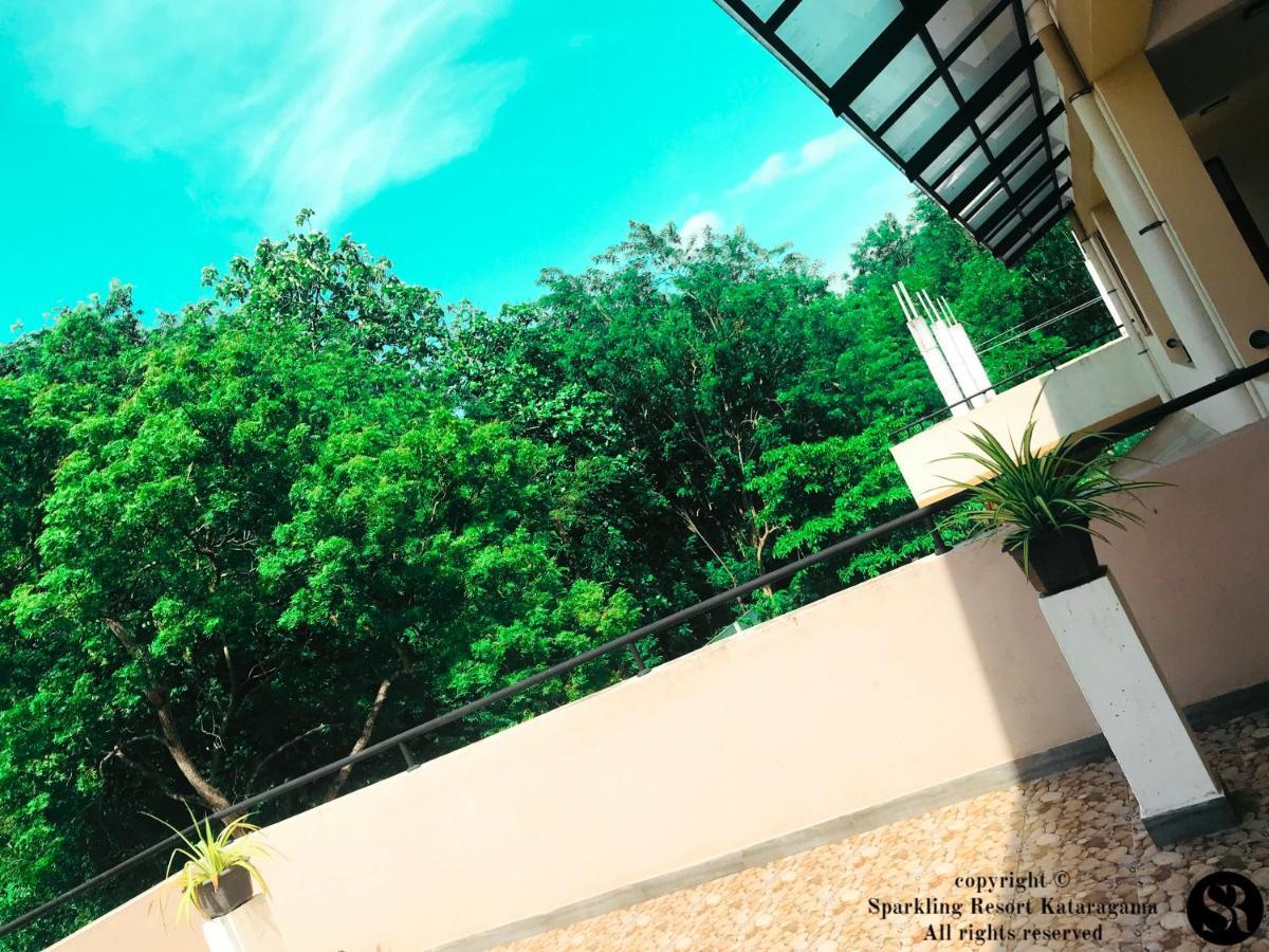 Sparkling Resort Катарагама Екстер'єр фото