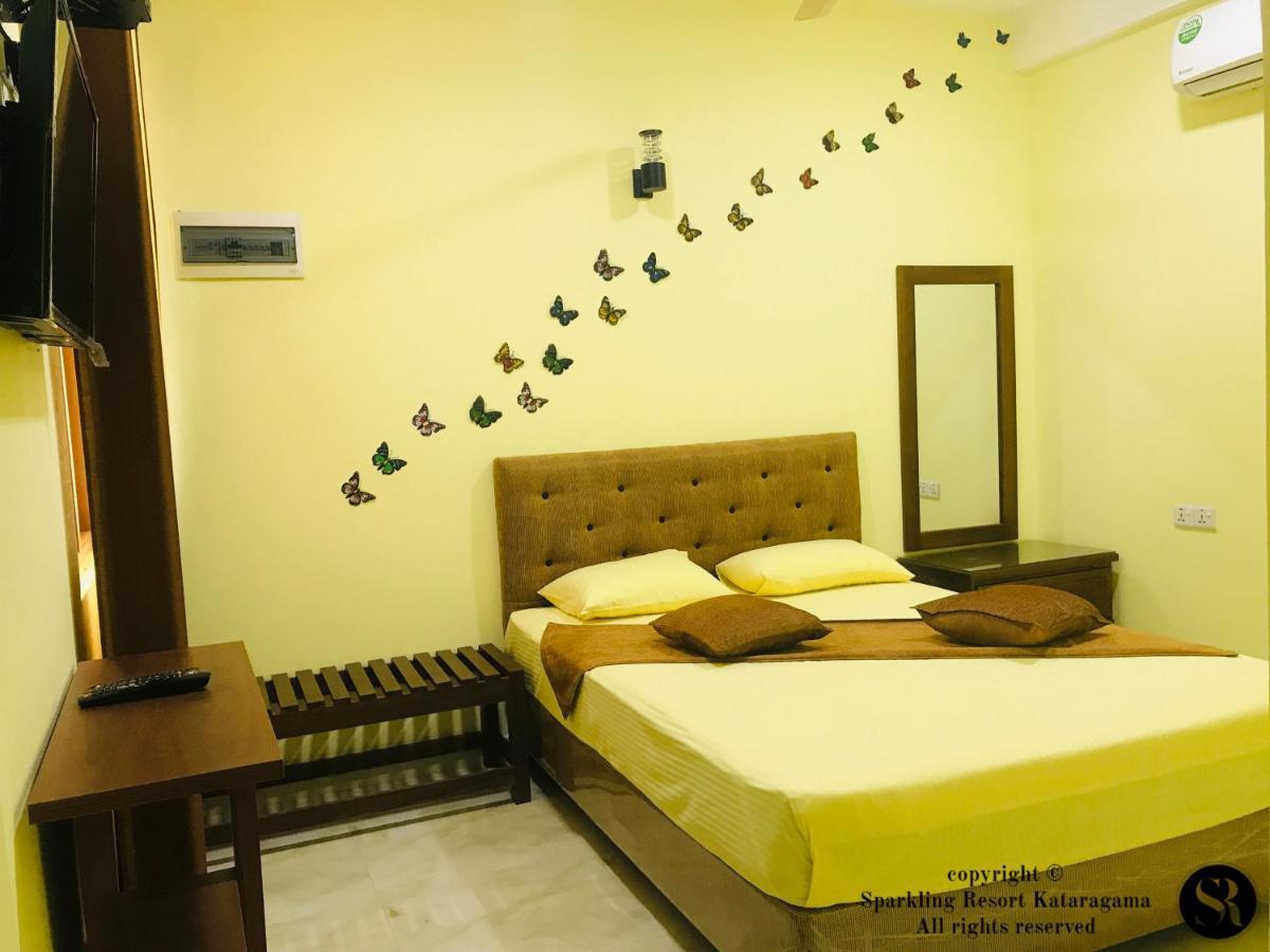 Sparkling Resort Катарагама Екстер'єр фото