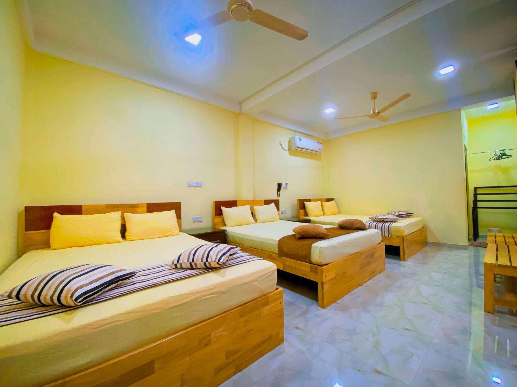 Sparkling Resort Катарагама Екстер'єр фото